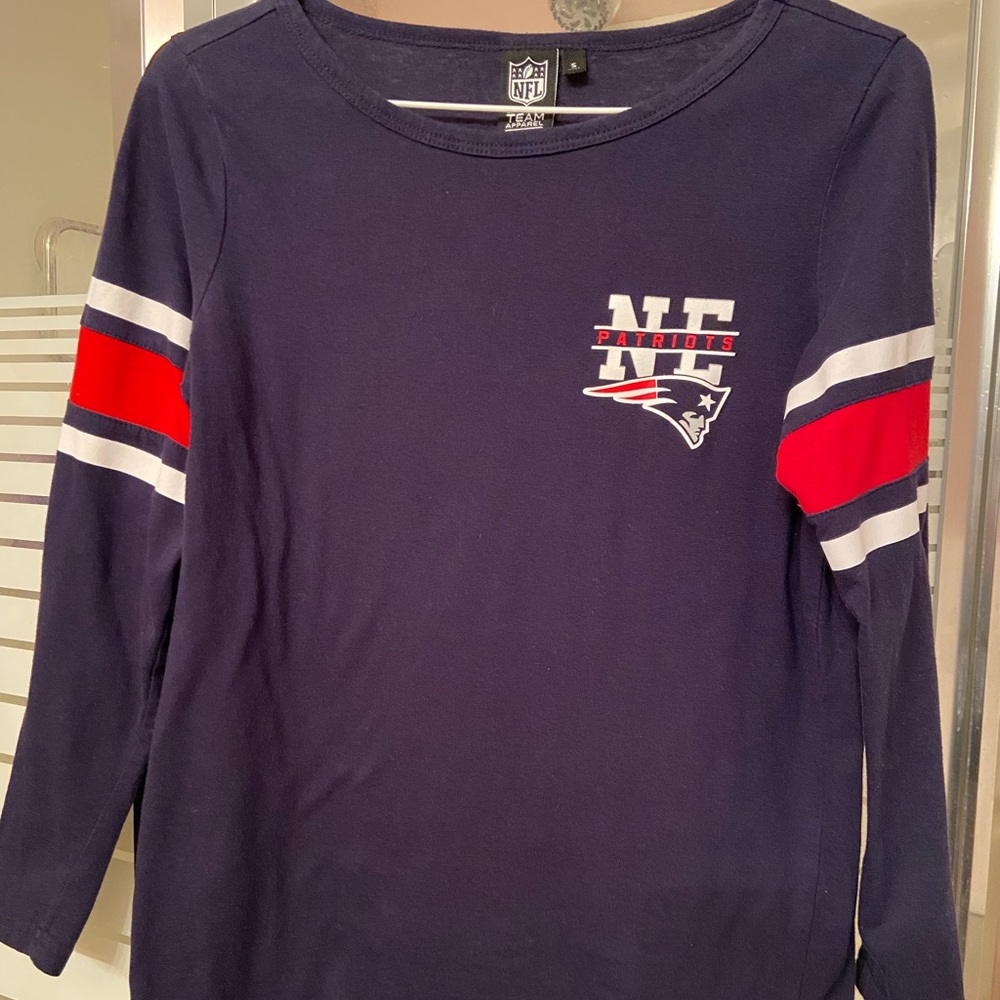🏈 WOMEN’S PATRIOTS SHIRT🏈